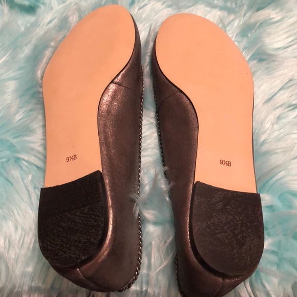 Like New Talbot silver metallic flat ballet 9.5 - Picture 6 of 7